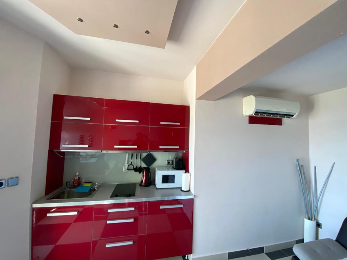 Apartments Villa Lora Kraj  Eksteriør bilde